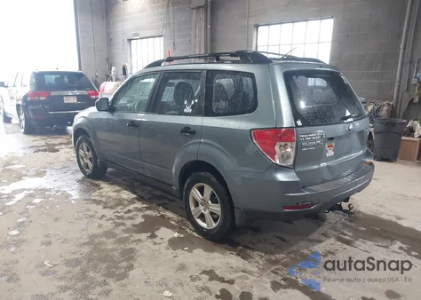 2011 Subaru Forester 2.5X z USA, uszkodzony, nr VIN JF2SHABCXBH782487